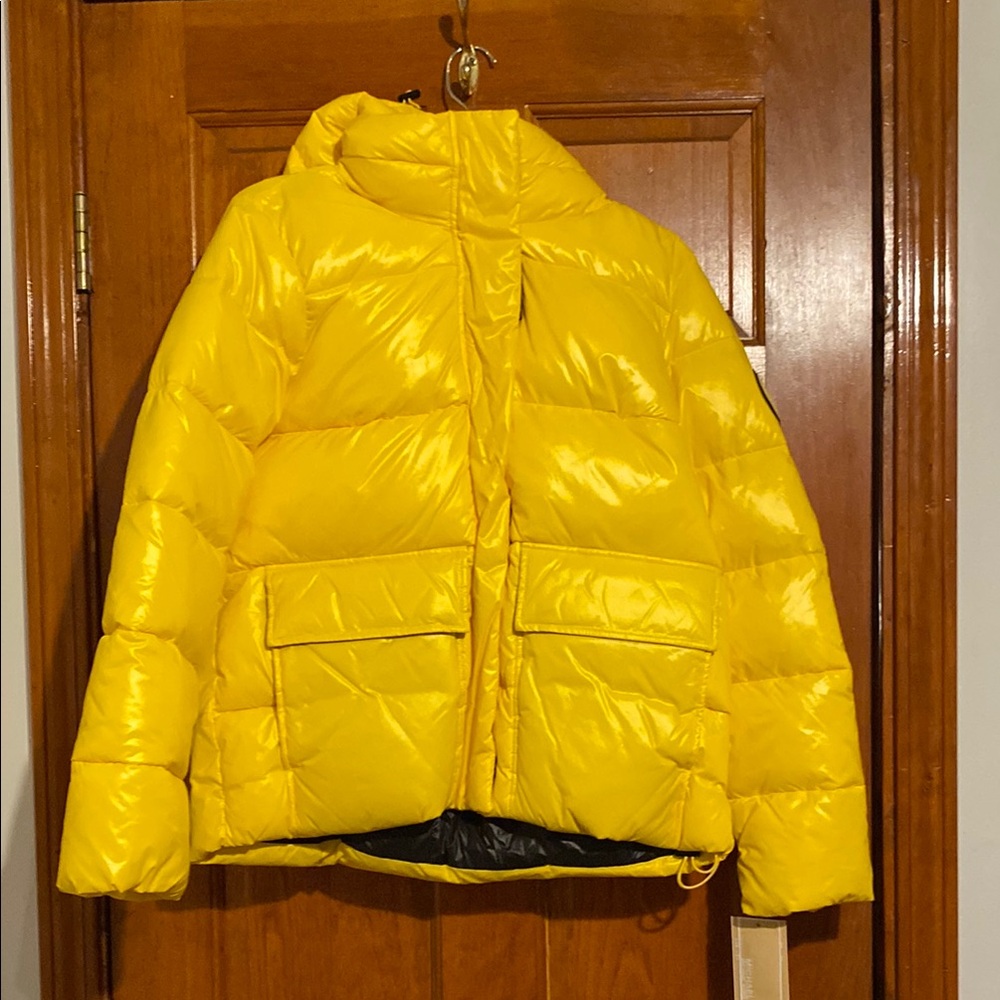 Michael Kors Bright Yellow Puffer Jacket | Medium